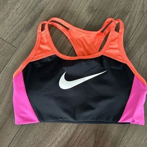 Nike Sports Bra - size M